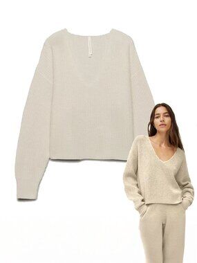 The Group Babaton Slouch V-Neck Merino Sweater | Aritzia | 2XS | Birch